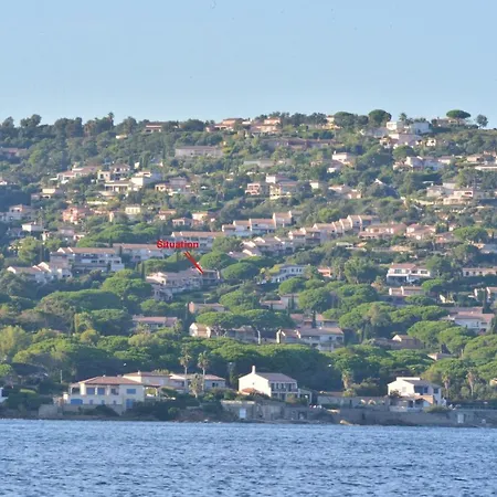 Vue Exceptionnelle Sur La Baie De Saint-Tropez *