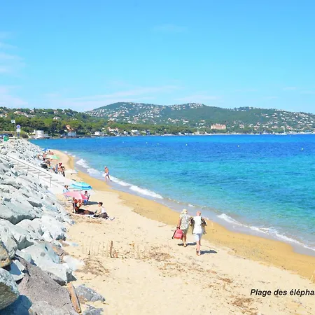 Vue Exceptionnelle Sur La Baie De Saint-Tropez 公寓 *