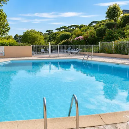 Vue Exceptionnelle Sur La Baie De Saint-tropez Appartement